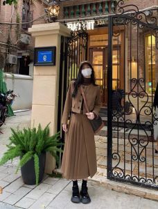 เรียบหรู สไตล์กระโหลก มินิเดรส ชุดสูท ชุดทํางานมืออาชีพ ลมกลิ่นหอมขนาดเล็ก เสื้อโค้ท ฤดูใบไม้ร่วง ฤดูหนาว ผู้หญิง แฟชั่นคอสเพลย์เครื่องแต่งกาย