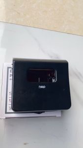 Máy bấm lỗ Deli 0142/0143 - Máy bấm lỗ giấy kim loại dập được tối đa 45 tờ