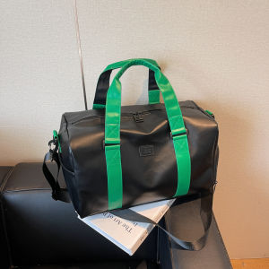 Black Leather Fitness Bag 2025 New Large Capacity Separate Wet And Dry Travel Bag Shoulder Crossbody Short Trip Handbag