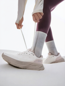 Erke | Womens Multi-Purpose Athletic Shoe