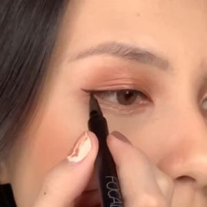 [BPOM] FOCALLURE Black Eyeliner FA13 Waterproof 24H Long Lasting Eye Liner Hitam Tahan Lama Anti Air dan Keringat Eyeliners