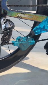 Bộ Vệ Sinh Sên Xích Xe Đạp CYLION P52 Thiế Kế 3D Kèm Bàn Chải 2 Đầu Dụng Cụ Rửa Sên Road MTB