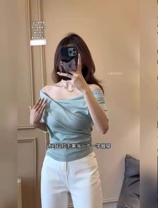 Casual work short V-neck t-shirt for women summer new slim fit pleated short-sleeved top