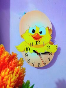 Jam Dinding Aesthetic Karakter Anak Ayam