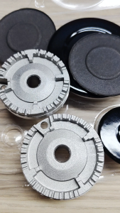 【High Quality】 8PCS Gas hob burner Cooker & Oven Hob Gas Burner Crown & Flame Cap Cover Universal