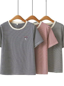 เสื้อยืดคอกลมแขนสั้นลายทางสำหรับผู้หญิงไซส์ใหญ่ ทรงหลวม ดีไซน์ใหม่ ฤดูร้อน ปักลาย เสื้อยืดทรงเข้ารูป