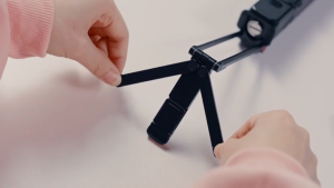 Đế chụp hình Ulanzi MA66 cho DJI Pocket 4P/4/3 với ren mở rộng ¼ inch hỗ trợ gắn chặt và ổn định.