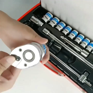 24pcs 1/2" Socket Set with Steel Case sleeve set Auto repair tool Manual tool set Sleeve tool set