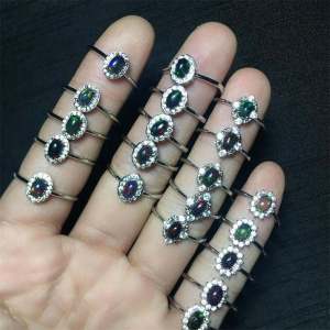 Nhẫn Phong Cách Hoàng Gia Đá Opal Đen Thiên Nhiên