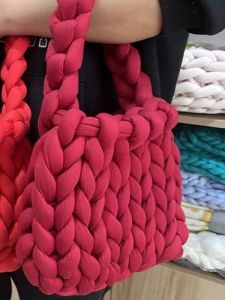 Hand Knitted Autumn Winter Bag Yarn Material for DIY Bag Girls Boyfriend Handmade Crocheted Bag Super Thick Yarn Free Shipping