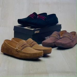 [🥇ของแท้100%🚚ส่งเร็ว🆓ฟรี...ถุงเท้า 1 คู่] BAOJI รองเท้าโลฟเฟอร์ชาย รองเท้าหนังสลิปออนชาย หนังกลับ รุ่น BK5068 หนังนุ่ม หล่อเท่ สวมใส่สบายเท้า