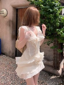 Váy Chữ a Ôm Vừa Vặn Cổ Chữ V Mùa Hè Mới Váy Dài Tay Không Tay Viền Hoa Thanh Lịch Phong Cách Nước Hoa Nhỏ Váy Midi Thường Ngày