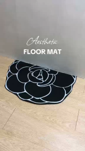 Elegant Microfiber Non-Slip Bath Mat with Cartoon/Animal/Leaf Designs Absorbent Door Mat for Bathroom and Living Room (40*60cm)