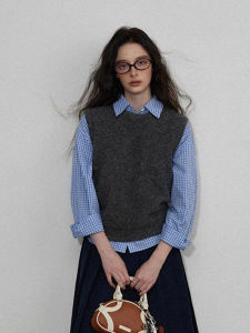 YAOMUHUA | French Style Relaxed Grey Round Neck Knitted Vest