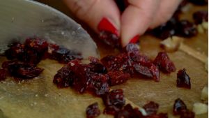Premium Dried Cranberries - Naturally Tart Healthy & Delicious Snack