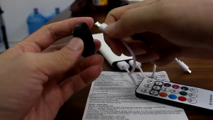 รถจักรยานยนต์สากล RGB ไฟ LED Strobe พร้อมตัวควบคุมสัญญาณไฟ LED ตําแหน่งแฟลชไฟเตือนไฟไร้สาย