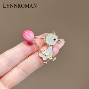 Lynnroman Cute Duckling Brooch Pin Womens Cartoon Animal Floral Creative High-end Fashion Jewelry Accessory Lapel Pin