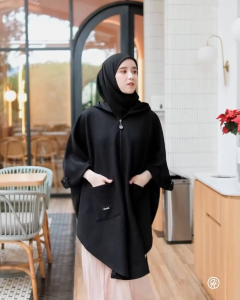Hijacket Aisya Outer Umroh Wanita Simple Elegan Cardigan Korean Style Jubah Cape dengan Desain Minimalis dan Warna Hijau Tropis