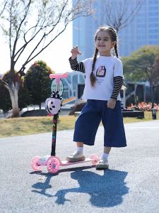 AI-M95 Mainan Otopet Scooter Anak Otoped Kumbang Skuter Anak Roda 3 Bisa Lipat Lampu LED Roda Murah