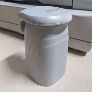 Creative Magnetic Toothbrush Holder Set Wall Mounted Simple Couple Brushing Cup Rack Fashionable Magnetic Suspension Childrens Tooth Jar