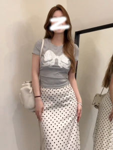 Gray Butterfly Knot Short Sleeve Slim Fit T-Shirt Women Sweet And Spicy Style Summer Fashion Unique Top Beautiful Korean Version