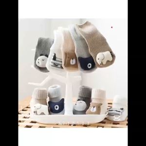 Satu Keluarga Kaos Kaki Bayi Panjang Motif Boneka 3D P603