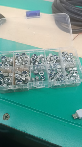 Hộp 150 cái Đai ốc ren Chống Trượt cỡ từ M4 M5 M6 Chất liệu thép không rỉ