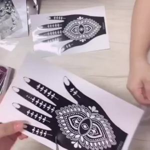 2pcs Henna Tattoo Stencils Templates For Women Temporary Tattoo Indian Fashion Flower Wedding Tattoo Supplies For DIY Body Art