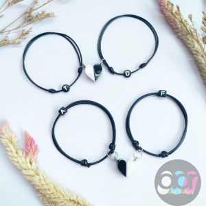 ( ISI 1 PASANG / 2 GELANG ) MAGNET COUPLE HITAM PUTIH LOVE BISA REQUEST INISIAL (CHAT)
