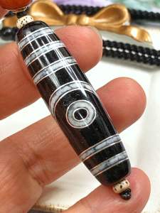 Tibetan Dzi Beads Two Eyed Dzi Beads 藏传象雄老矿措银二眼天珠项链 50x13.8mm