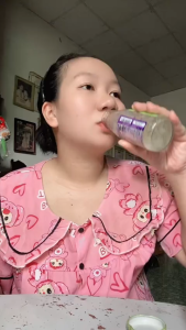 Nước Yến Và Hạt Chia Green Bird Thanh Mát Ngọt Nhẹ Chai 185ml