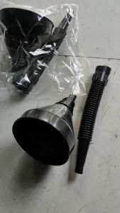 กรวยกรอง กรวยกรองน้ำมันเครื่อง กรวยเติมน้ำมัน กรวยเติมน้ำมันเครื่อง กรวยเติมน้ำ กรวย กรวยพร้อมที่กรอง สายงอได้เข้าตำแหน่งได้