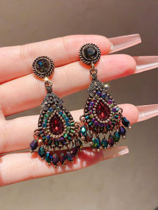 Vintage French Ethnic Style Dangle Earrings with Tassel Drop Diamants Design for Women High-End Feeling Light Luxury