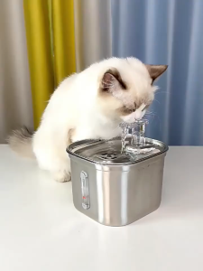 Stainless Steel Cat Water Fountain 74oz/2.2L Automatic Pet Fountain Dog Water Dispenser with Replacement Filters for Dogs Multiple Pets (Silver)