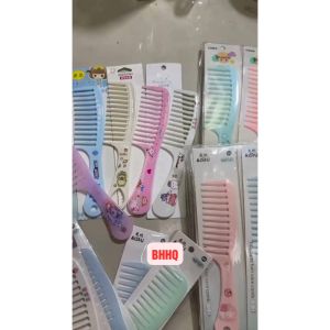 Combo 10 cây lược răng thưa lược xù chải tóc xoăn loại nhỏ bằng nhựa nhiều màu sắc họa tiết đa dạng ngẫu nhiên.