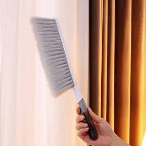 Bàn chải lông mềm cán dài – Chổi quét bụi sofa giường quần áo nội thất sạch tiện dụng