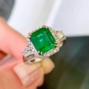 Montagne Jewelry 18k Pure White Gold Ring 0.76 Carat Diamond Inset Fine Jewellery Natural 2.2 Carat Emerald Ring