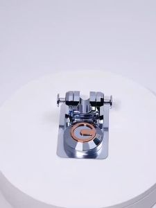 Shower Head Holder Bathroom Wall Mount Bracket Showerhead Holder Suction Cup Holder Adjustable Detachable Hanging Rack Plating