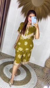 Setelan Wanita Terbaru & Fashion Kekinian