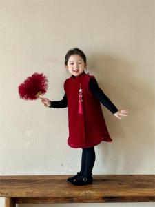 Red New Year Cheongsam Dress with Button for Girls Chinese Style Baby Girls Dress Velvet Material Winter Season Childrens Clothing
