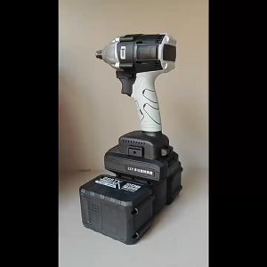 ตัวแปลงแบตเตอรี่ 2 ใน 1    เหมาะแปลงแบตเตอรี่อุปกรณ์ช่างไร้สาย อะแดปเตอร์แปลงสําหรับ Makita To Osuka 18-20V แบตเตอรี่เครื่องมืออุปกรณ์ไร้สาย *** สินค้าพร้อมจัดส่งได้ทันทีไม่ต้องรอ พร้อมส่งจากไทย***