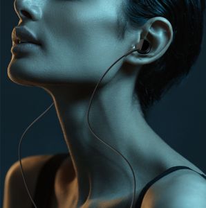 TG AKG Universal Headset 3.5mm Plug Stereo HiFi In-Ear Wired Earphone with Microphone 1.2m