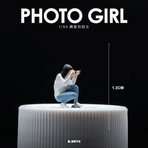 Photographer Girl 1:64 Scale Miniature Doll Model Sand Table Scene Photography Props Small Figure Collectible Display Piece