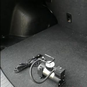 12V Portable Air Compressor with Pressure Gauge Electric Tire Inflator Heavy Duty Tire Inflator Car Tire Inflatable Pump