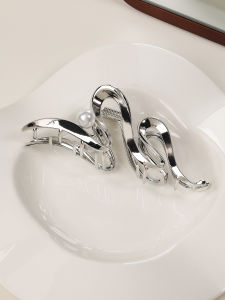1 Pcs Hair Claw Clips Large Hair Clips for Thick HairSilver Hair Clips Big Jaw Clips for HairNon-Slip Hair Clips for Women