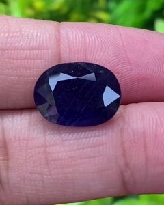 ไพลิน (Blue Sapphire) 8.78 กะรัต (Cts.) พลอยแท้ อัญมณีมงคลประจําวันเกิด เครื่องประดับพลอย