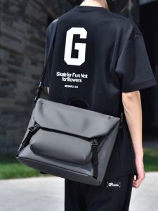 Túi Đeo Chéo Nam Dung Tích Lớn Chống Thấm Nước Đi Làm Đeo Vai Đơn Đựng Máy Tính 13 Inch Sách A4 Túi Đựng Đồ Dùng Làm Việc Đơn Giản Túi Đeo Chéo Thường Ngày