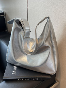 Korean Style Large Capacity Folded Tote Bag Womens Summer New Fashion Trend Single Shoulder Bag Versatile Womens Bag