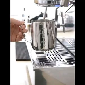 เหยือกตีฟองนม มีสเกล ขนาด 350มล.600มล.พิชเชอร์ แก้วตวง ถ้วยตวงสแตนเลส หม้อกาแฟ Stainless 304 Milk Pitcher ถ้วยตีฟองนม