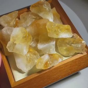 หินซิทรีนธรรมชาติทำจากขนสัตว์หินหินหยาบคริสตัลแร่หินมีกลิ่นหอมสีส้มมะนาวธรรมชาติ